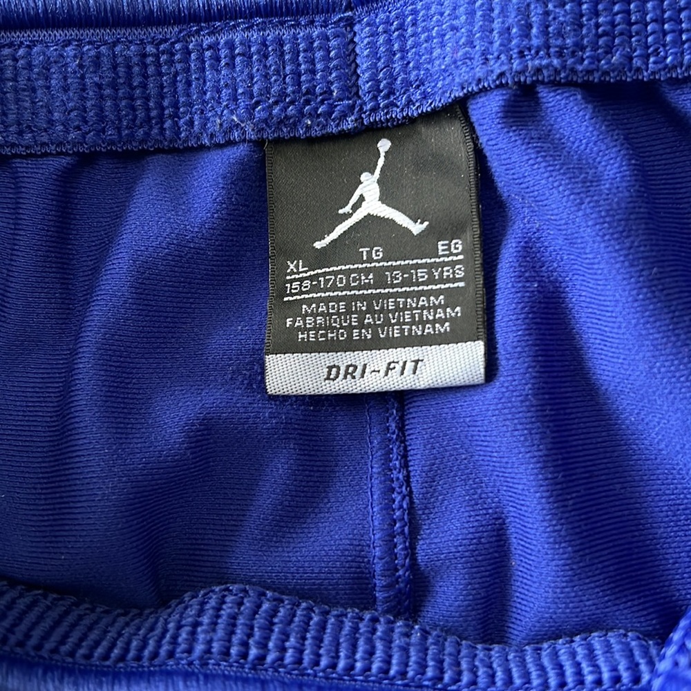 Excellent Condition - Picture 3 of 3